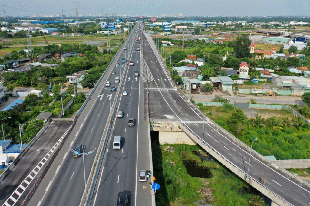 duc-hoa-tam-diem-dich-chuyen-dan-cu-tu-tphcm