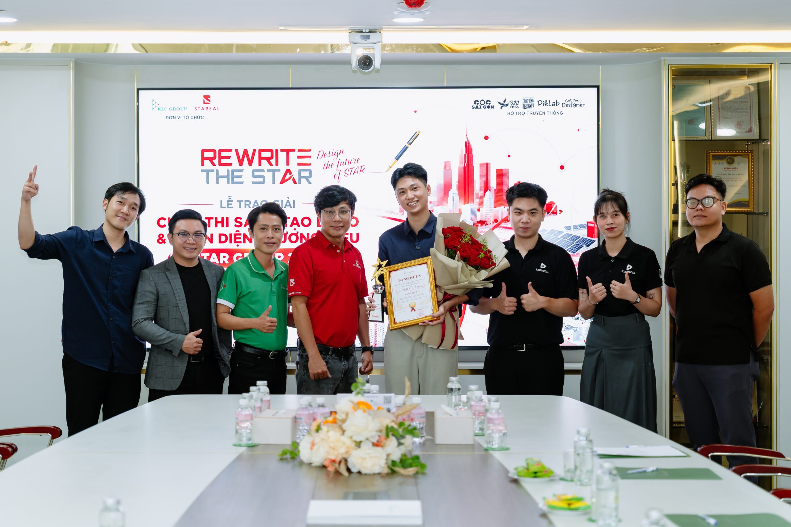 Chứng nhận người chiến thắng cuộc thi ReWrite The Star 2026